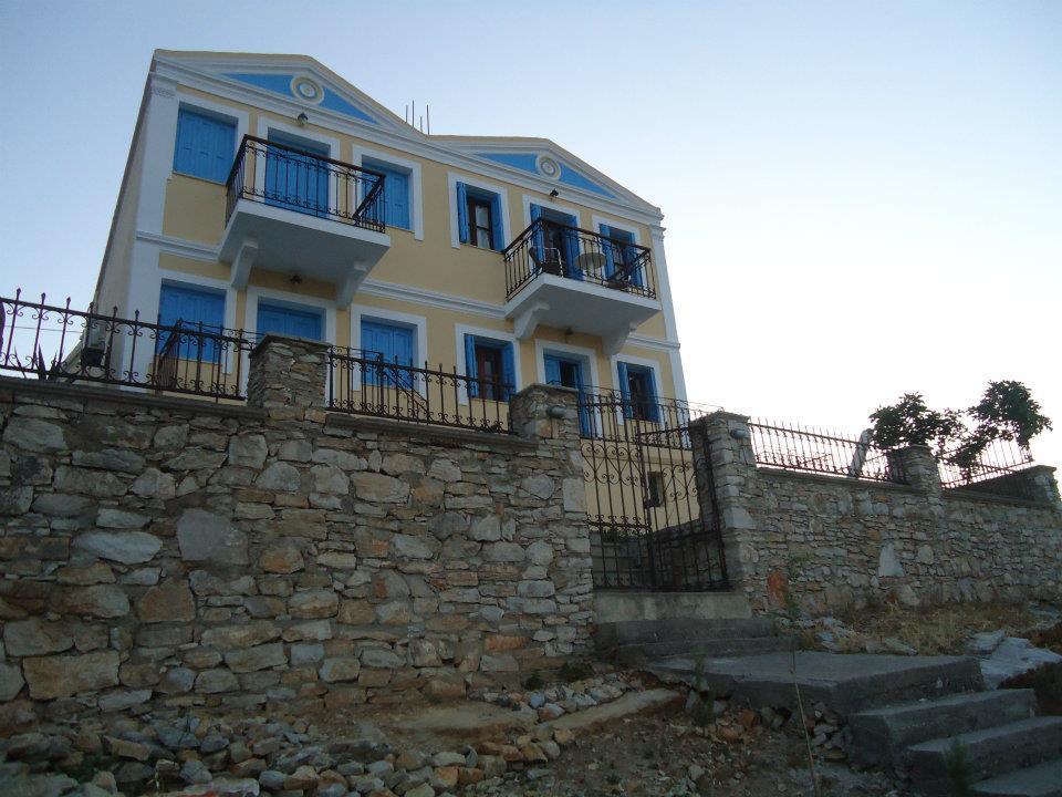 Symi Sun Apartments מראה חיצוני תמונה