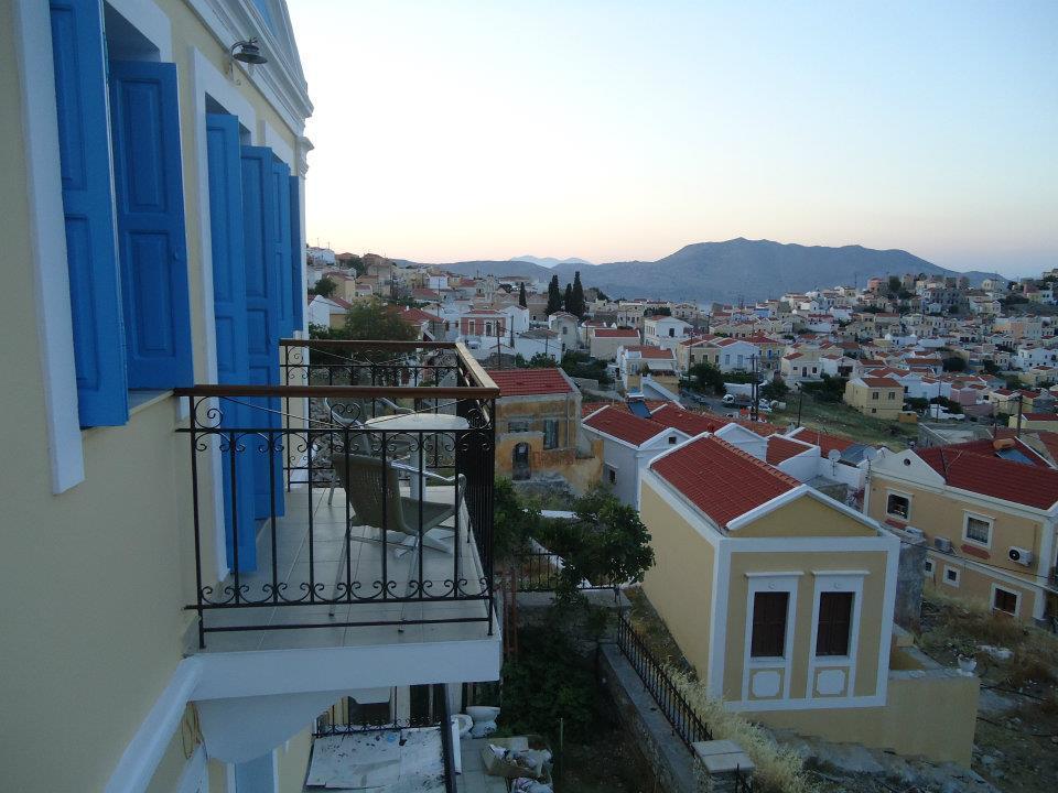 Symi Sun Apartments מראה חיצוני תמונה